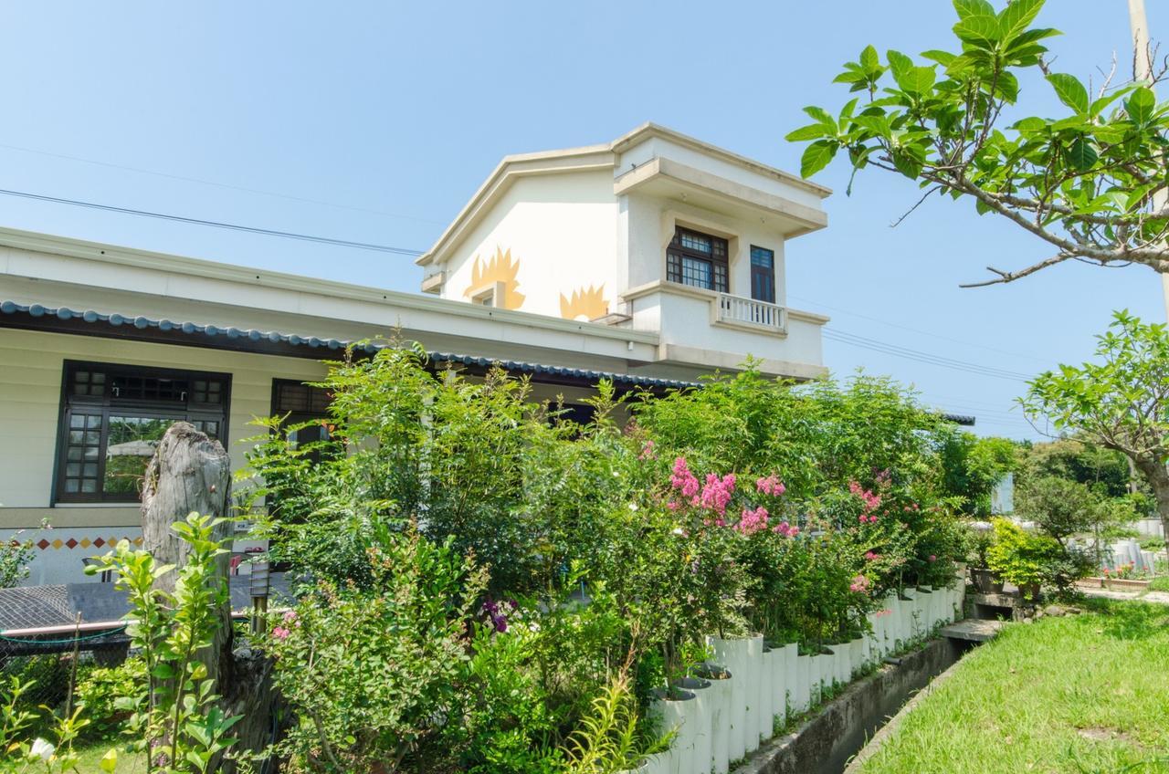 From Sun Bed & Breakfast Yilan Dış mekan fotoğraf