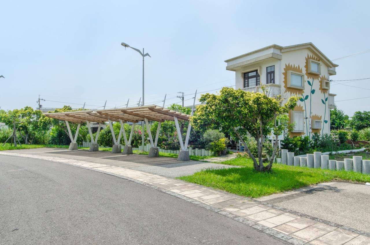 From Sun Bed & Breakfast Yilan Dış mekan fotoğraf